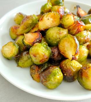 Rosenkohl mit Balsamico aus dem Ofen