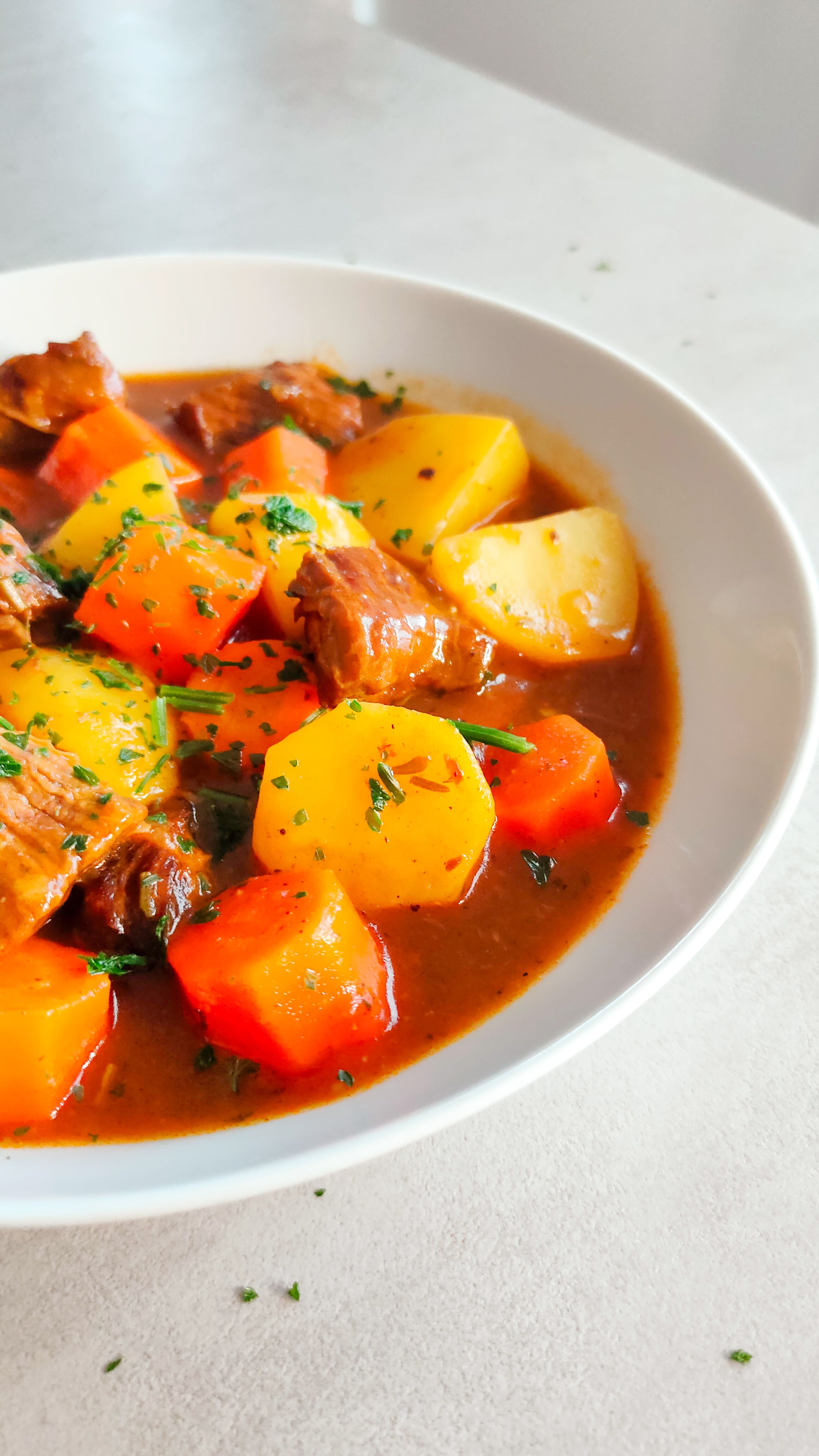 Zarter Rindertopf – perfektes Soulfood für kalte Tage