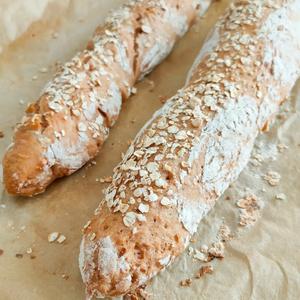 Schnelles Dinkel-Roggen-Baguette (ohne Kneten)