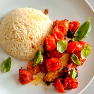 Schnelles Hähnchen Caprese aus der Pfanne