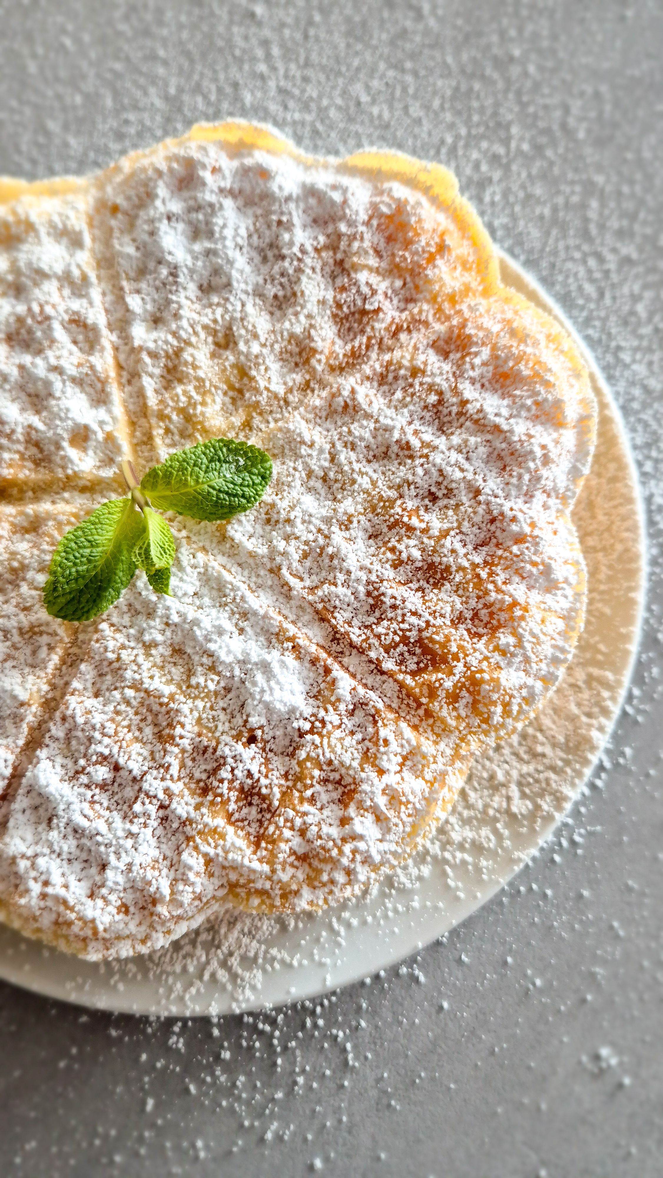 Waffelteig Rezept für besonders fluffige Herzwaffeln - Thumbnail 3