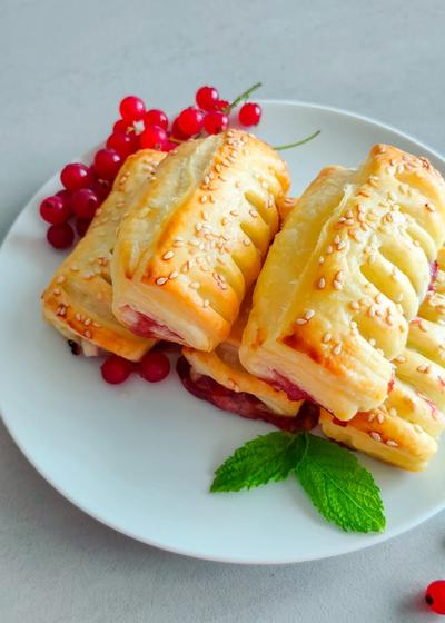 Mini Preiselbeer-Käse-Strudel - Hauptbild