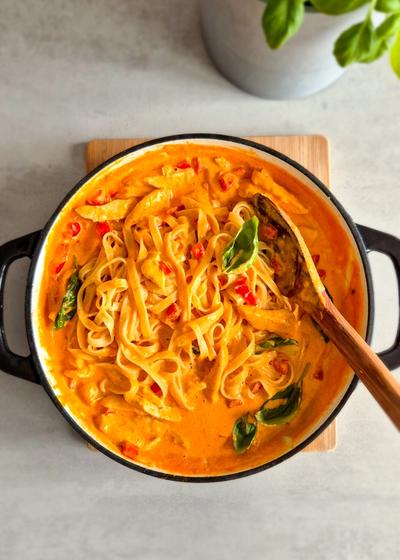 Paprika-Sahne-Sauce mit Parmesan