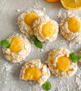 Lemon Curd Crinkle Cookies: Pures Sonnenglück zum Naschen!