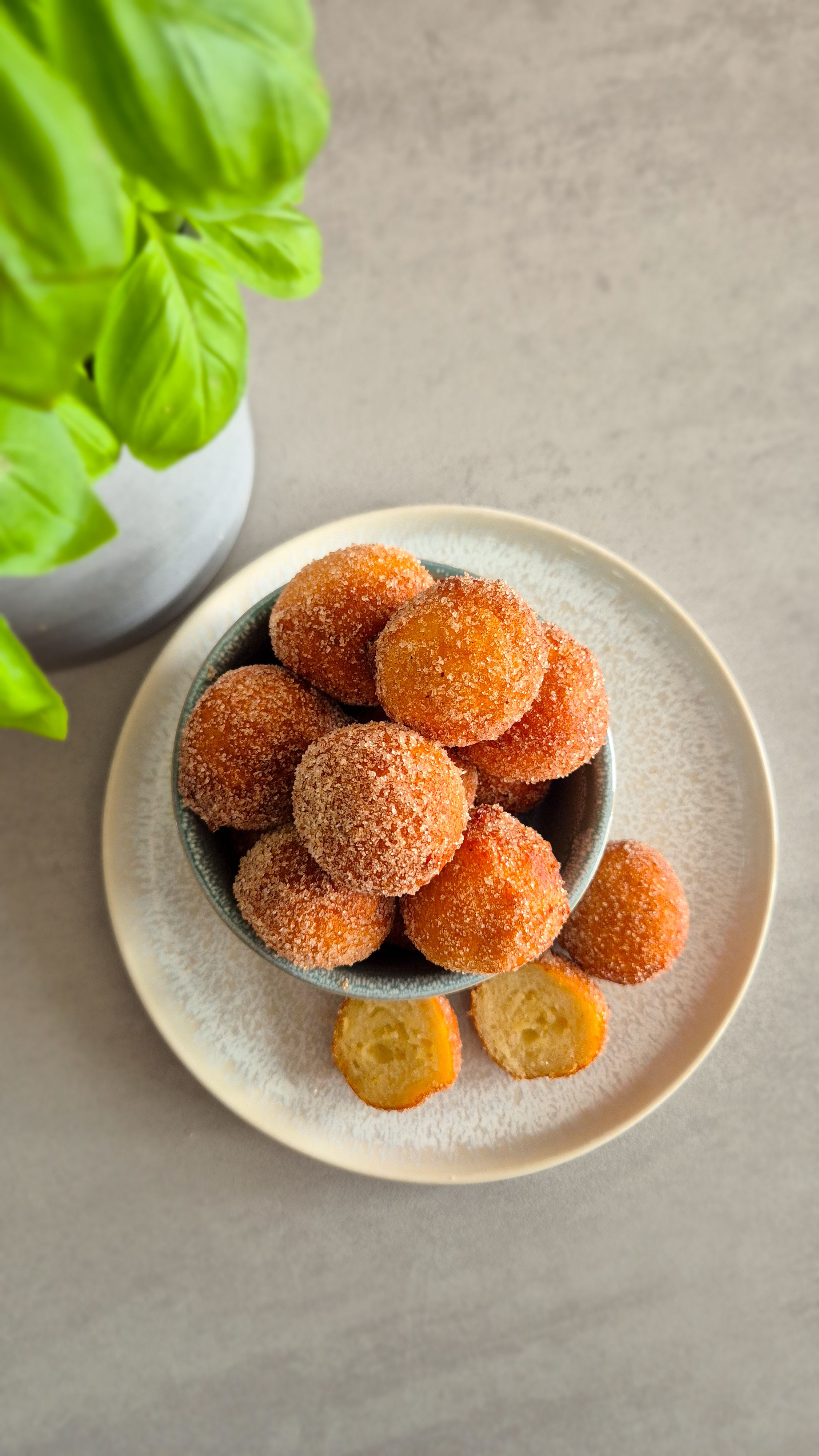 Fluffige Quarkbällchen wie vom Jahrmarkt