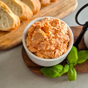 Mediterraner Tomaten-Feta-Dip