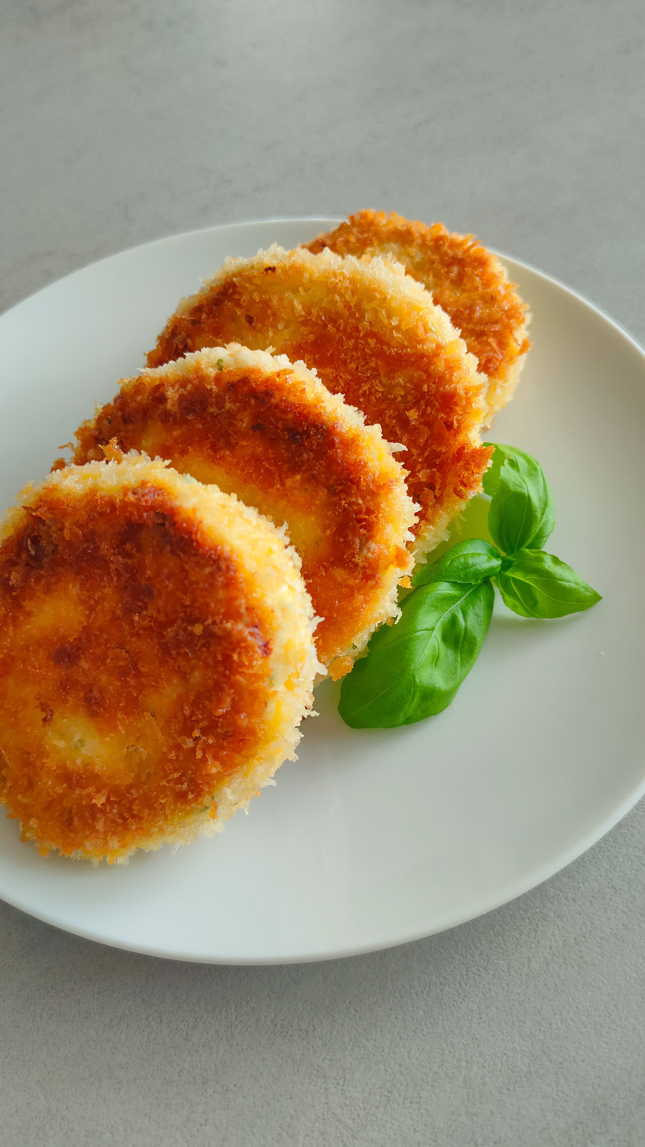 Knusprige Frischkäse-Taler - Thumbnail 3