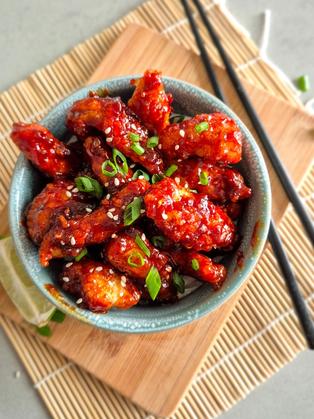 Dakgangjeong: Original Korean Fried Chicken – Knuspriges Hähnchen in süß-scharfer Glasur