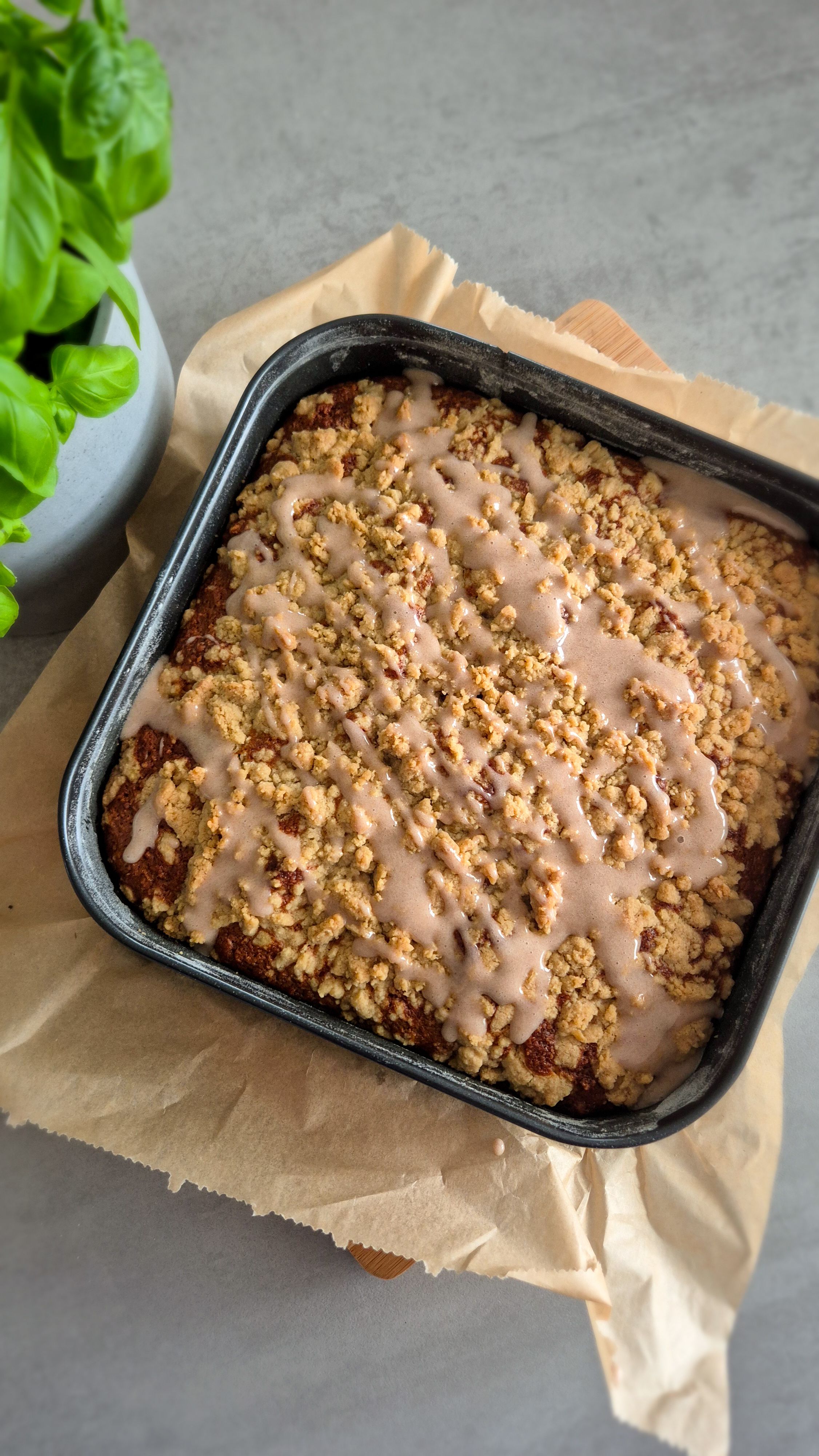 Karottenkuchen mit Zimtstreuseln & Zuckerguss - Thumbnail 3