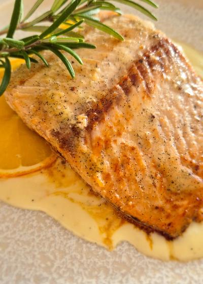 Vanille-Lachs auf Orangen-Sahnesauce - Bild 3