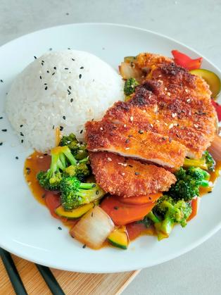 Knuspriges Yakitori-Hähnchen mit Gemüse