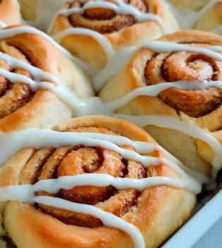 Zimtschnecken - Cinnamon Rolls