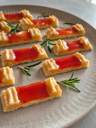 Eisenbahner Plätzchen – zarte Marzipanplätzchen mit fruchtiger Marmelade
