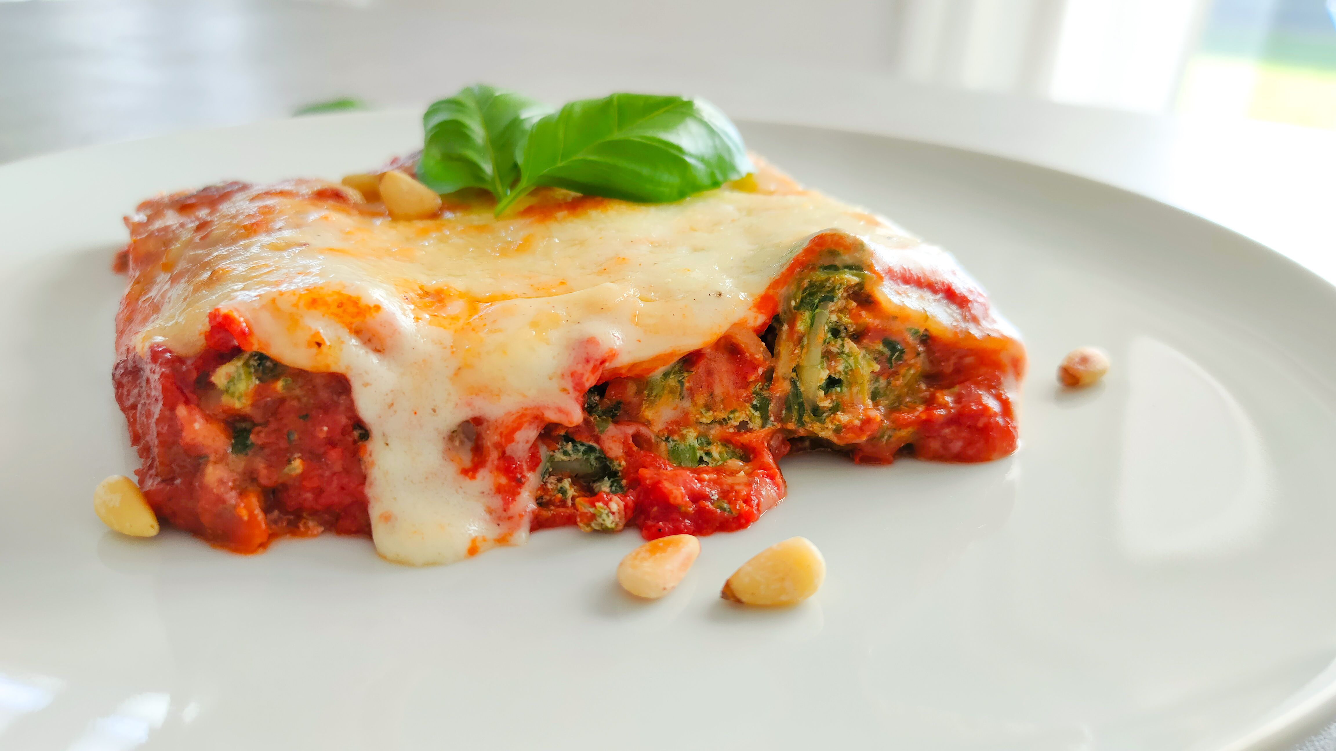 Cannelloni mit Spinat-Ricotta-Füllung und Béchamelsauce - Thumbnail 2