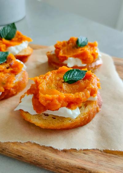 Burrata-Kürbis-Crostini - Hauptbild