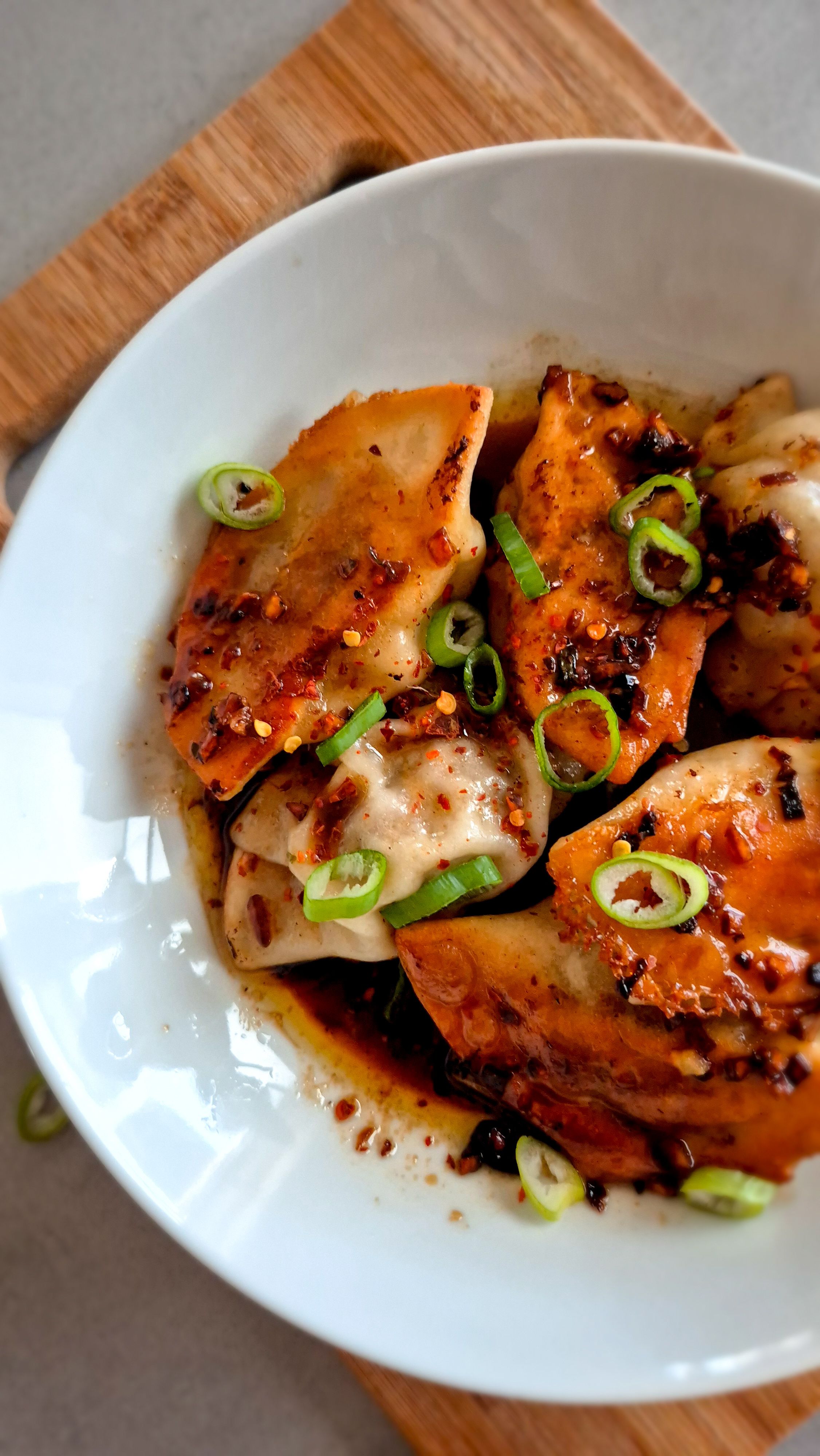 Gyoza in scharfer Chili Öl Sauce - Bild 3