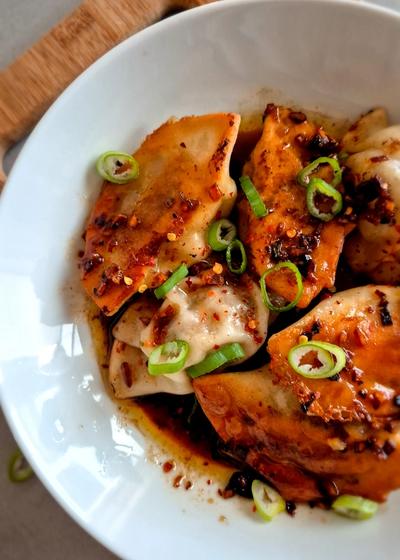 Gyoza in scharfer Chili Öl Sauce - Bild 3