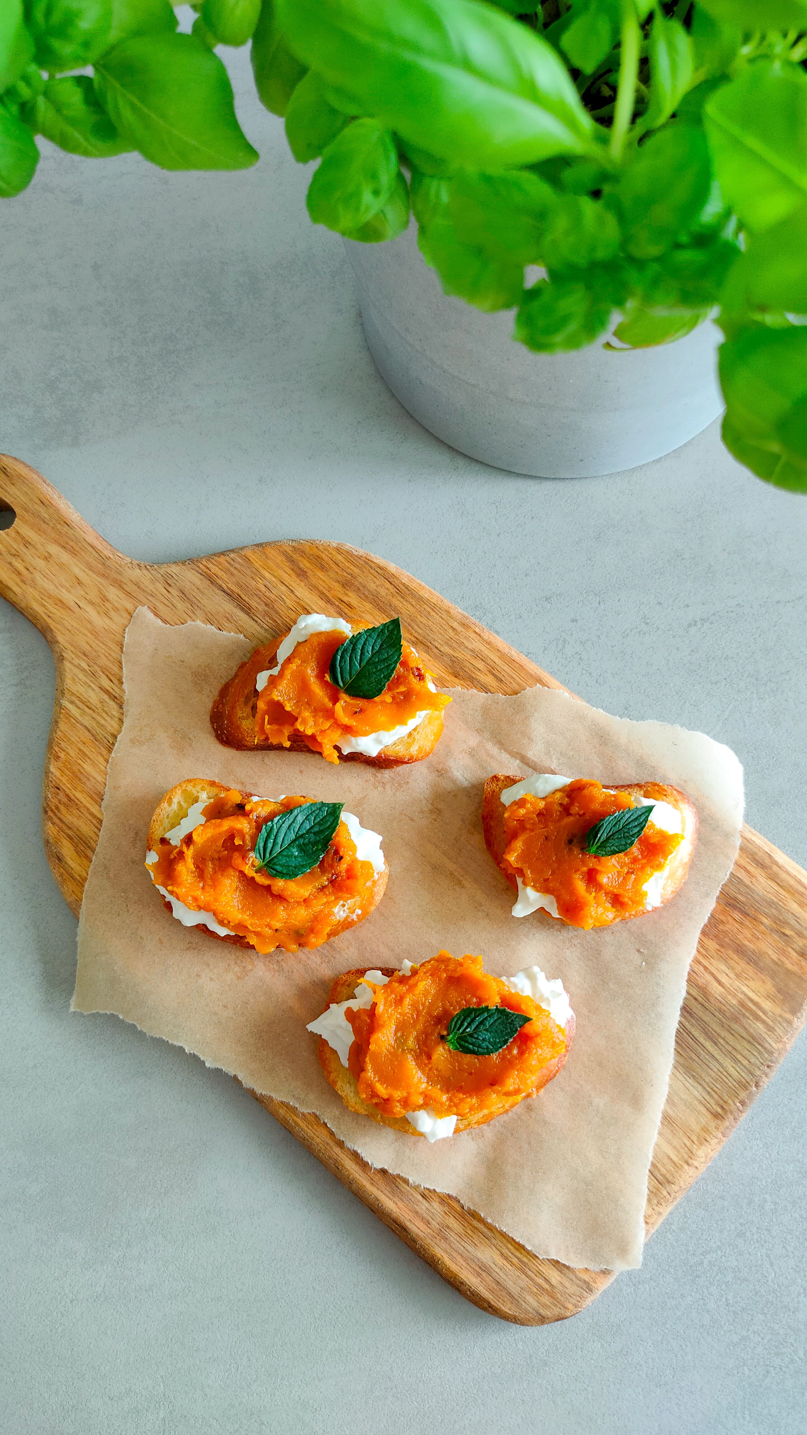 Burrata-Kürbis-Crostini - Bild 2