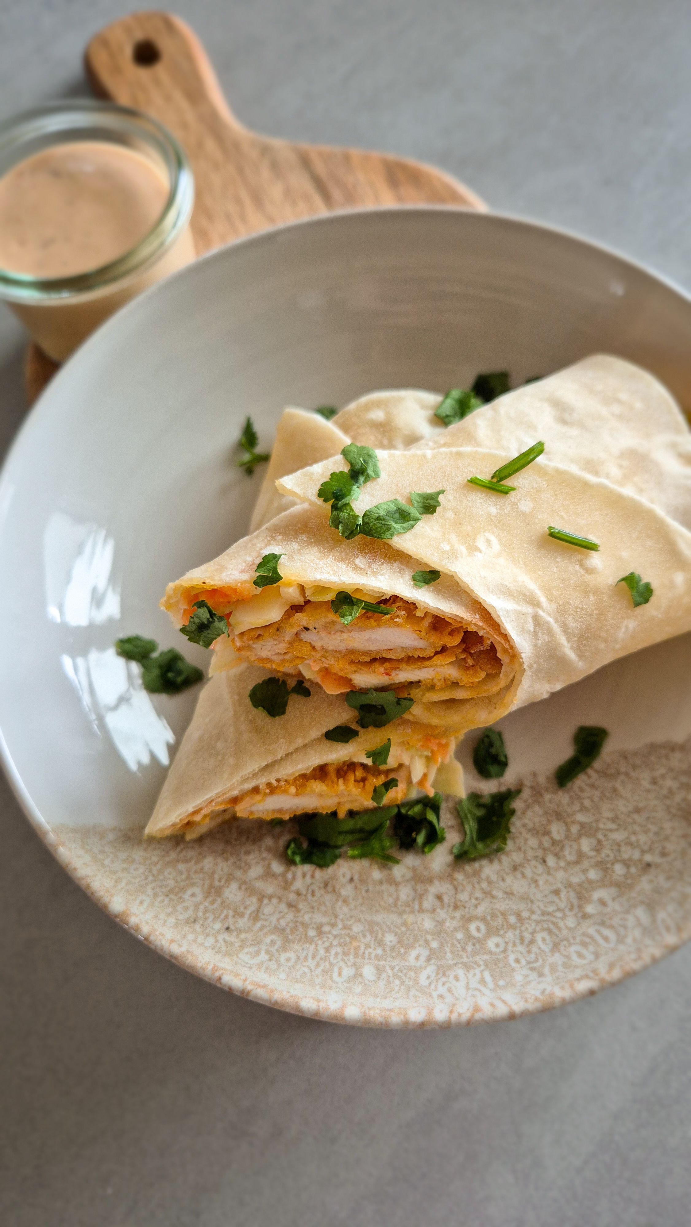 Crispy Chicken Wraps mit cremiger Chipotle-Sauce - Thumbnail 2