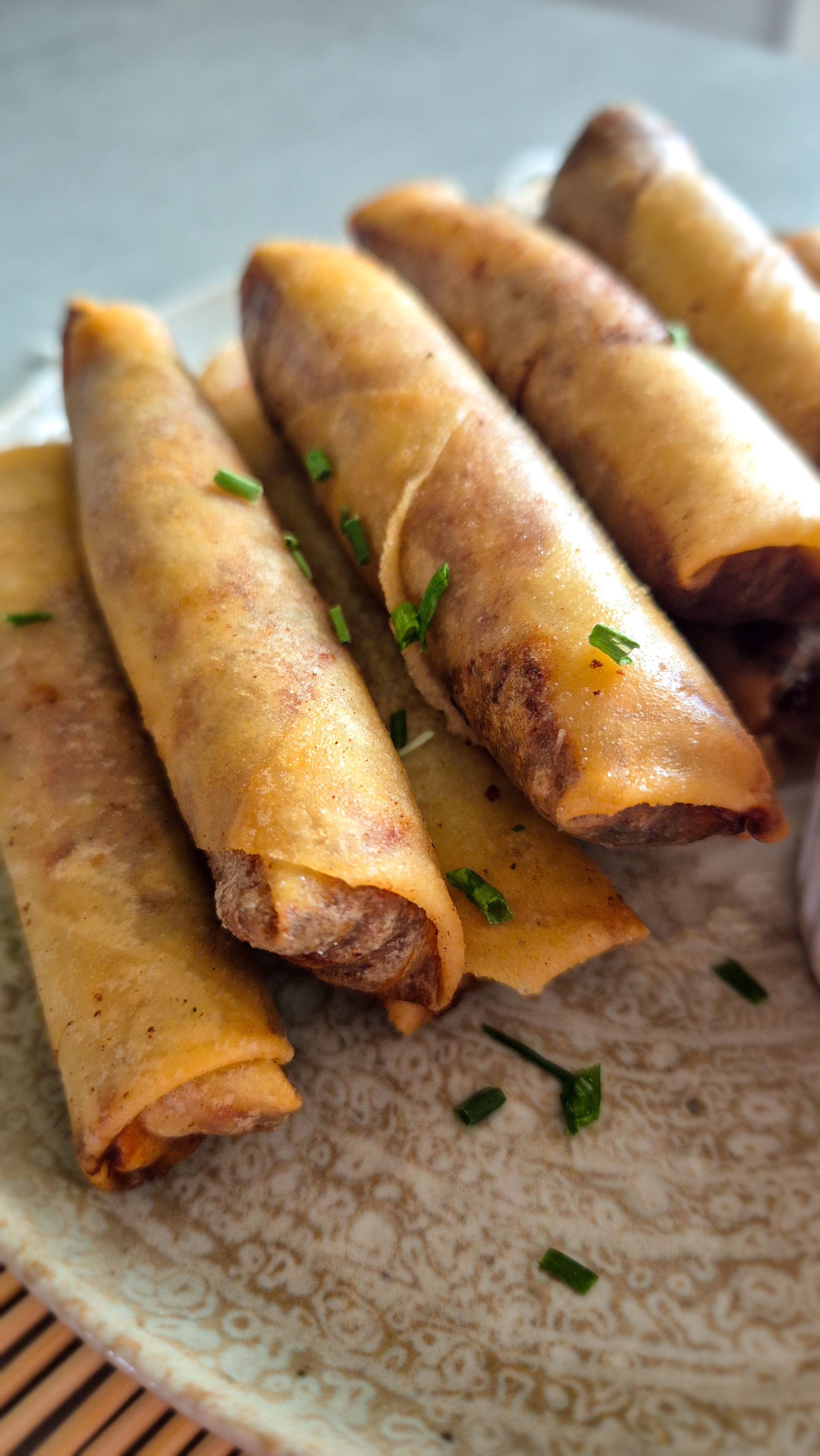 Lumpia Shanghai – knusprige Frühlingsrollen aus den Philippinen - Bild 2
