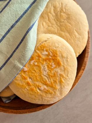 Fluffiges Pita-Brot: Der Alleskönner für deine Fusion-Küche
