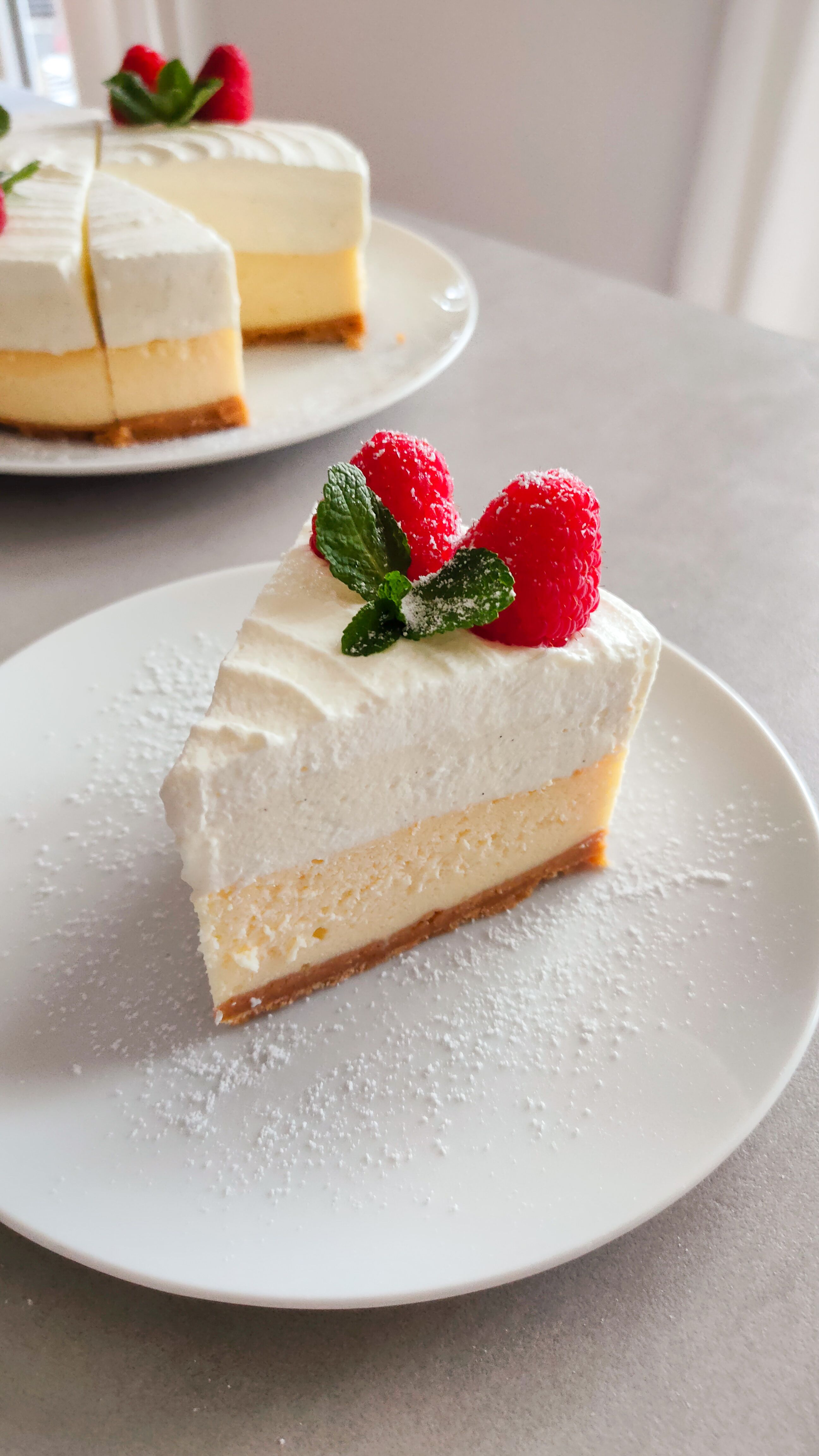 Vanilla White Chocolate Mousse Cheesecake - Bild 3