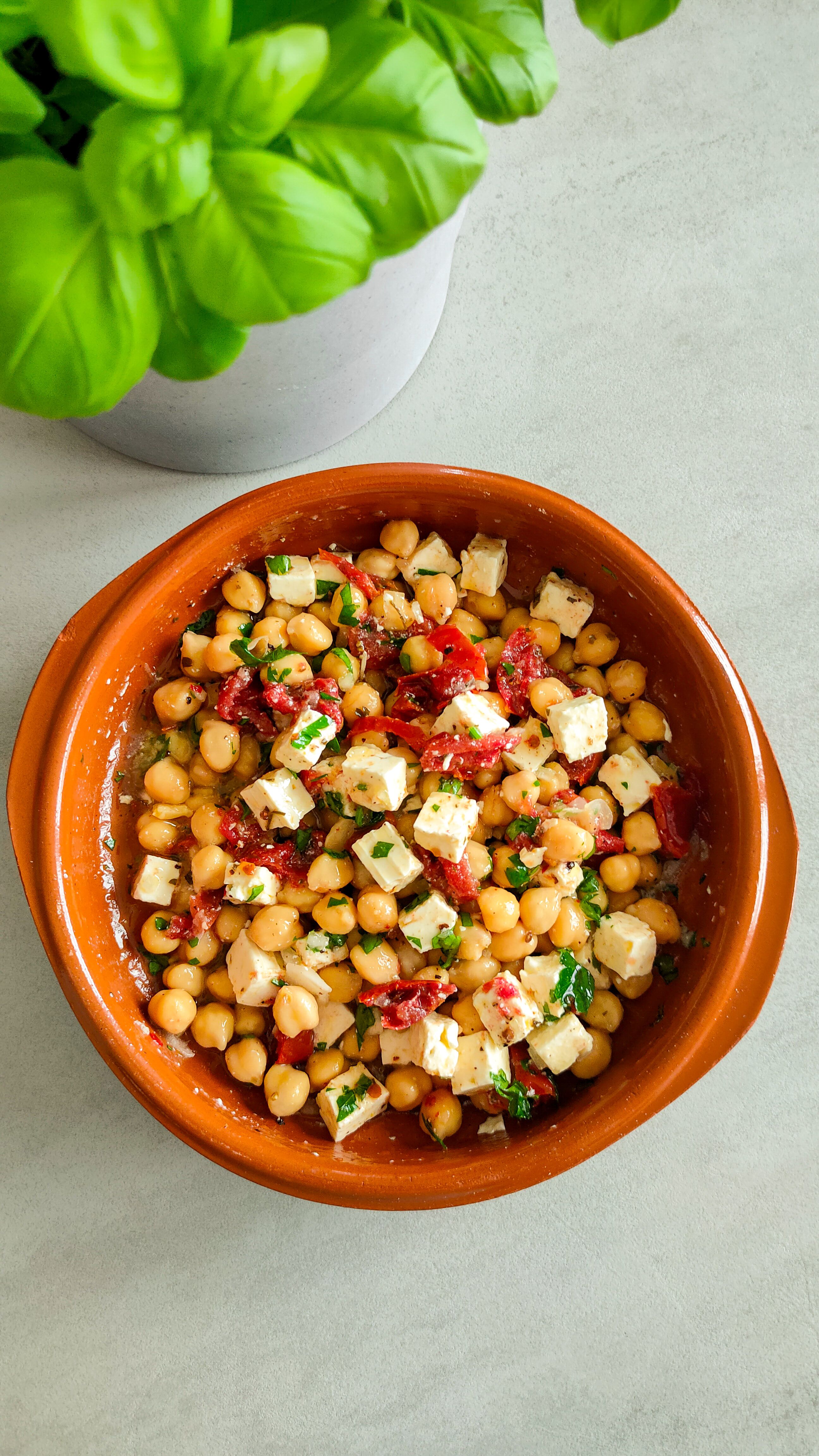 Mediterraner Kichererbsensalat