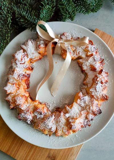 Weihnachtskranz mit fruchtiger Marzipanfüllung - Hauptbild