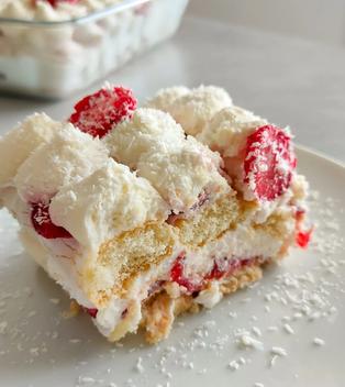 Erdbeer-Kokos-Tiramisu
