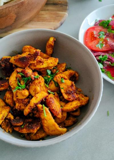 Hähnchenstreifen in der Pfanne anbraten