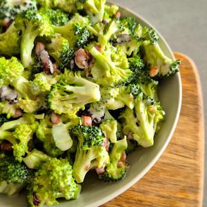 Brokkoli-Salat
