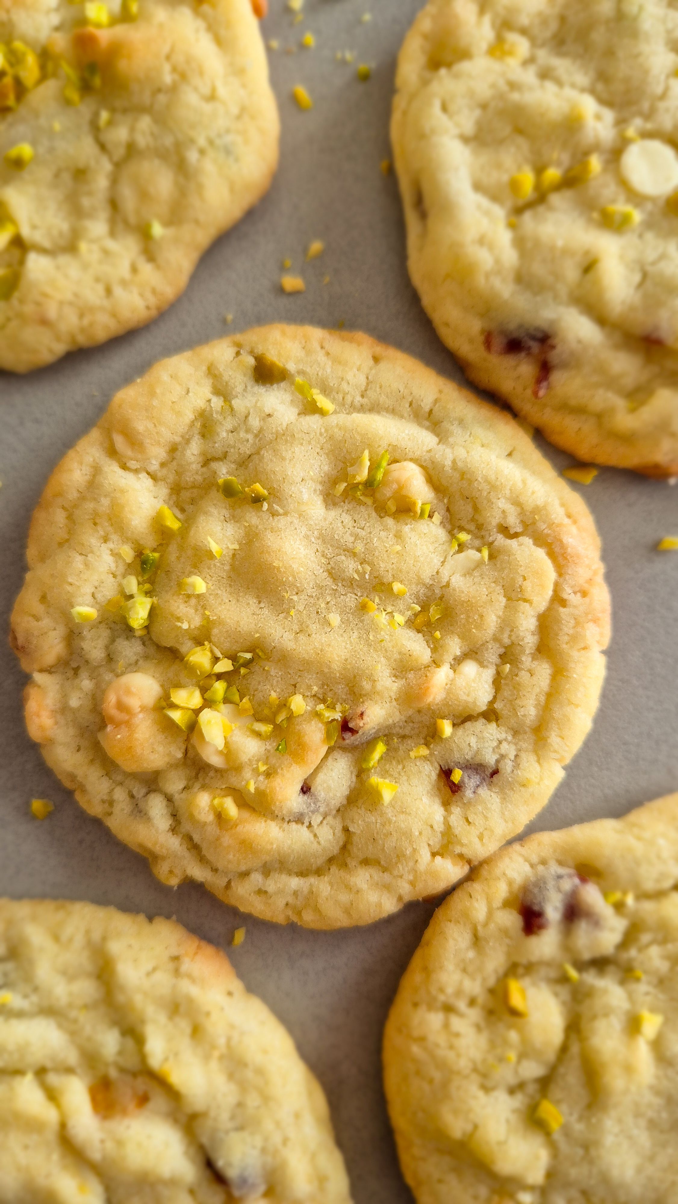 Chewy Pistazien-Cranberry Cookies