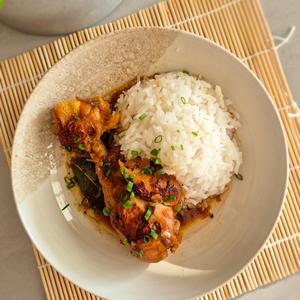 Philippinisches Chicken Adobo