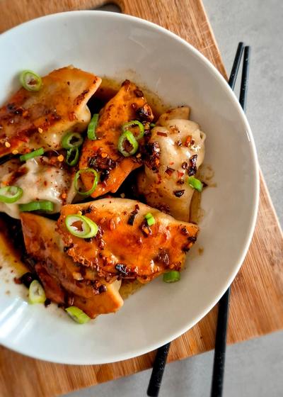 Gyoza in scharfer Chili Öl Sauce - Hauptbild