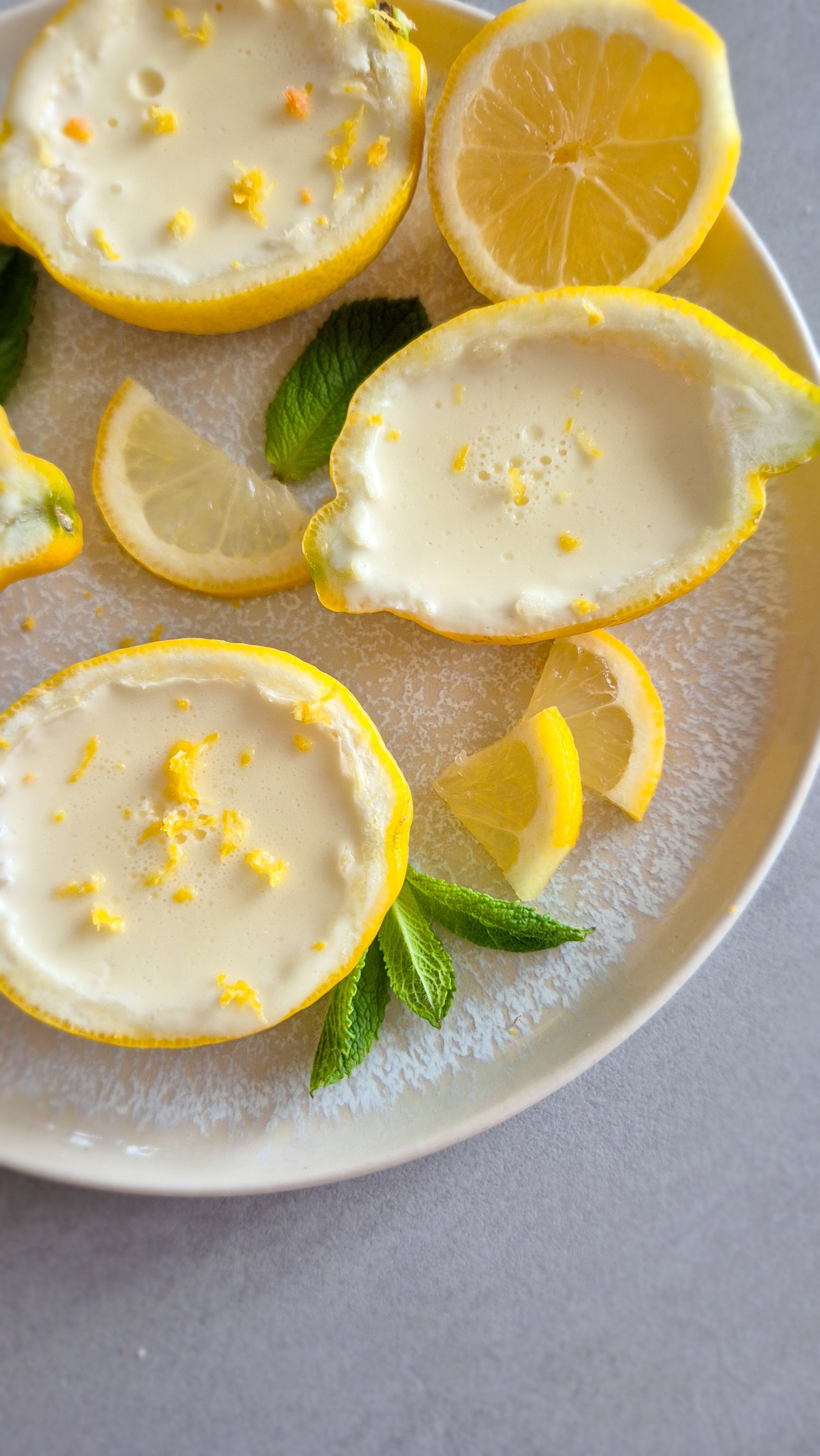 Lemon Posset – Erfrischende Zitronencreme mit nur 3 Zutaten