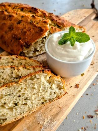 Rucola-Knoblauch-Brot