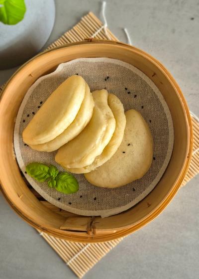 Fluffige Bao Buns: Das ultimative Grundrezept für asiatische Dampfbrötchen - Hauptbild