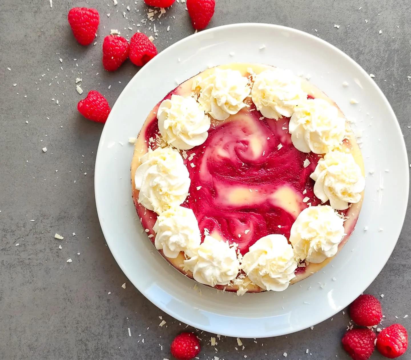 White Chocolate Raspberry Cheesecake | Himbeer-Cheesecake - Bild 2