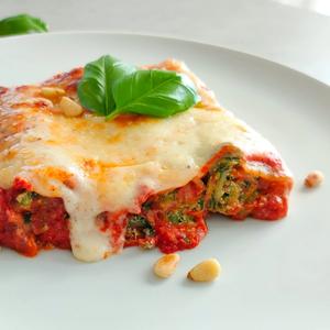 Cannelloni mit Spinat-Ricotta-Füllung und Béchamelsauce