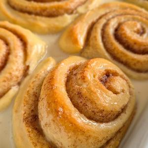 Tres Leches Cinnamon Rolls