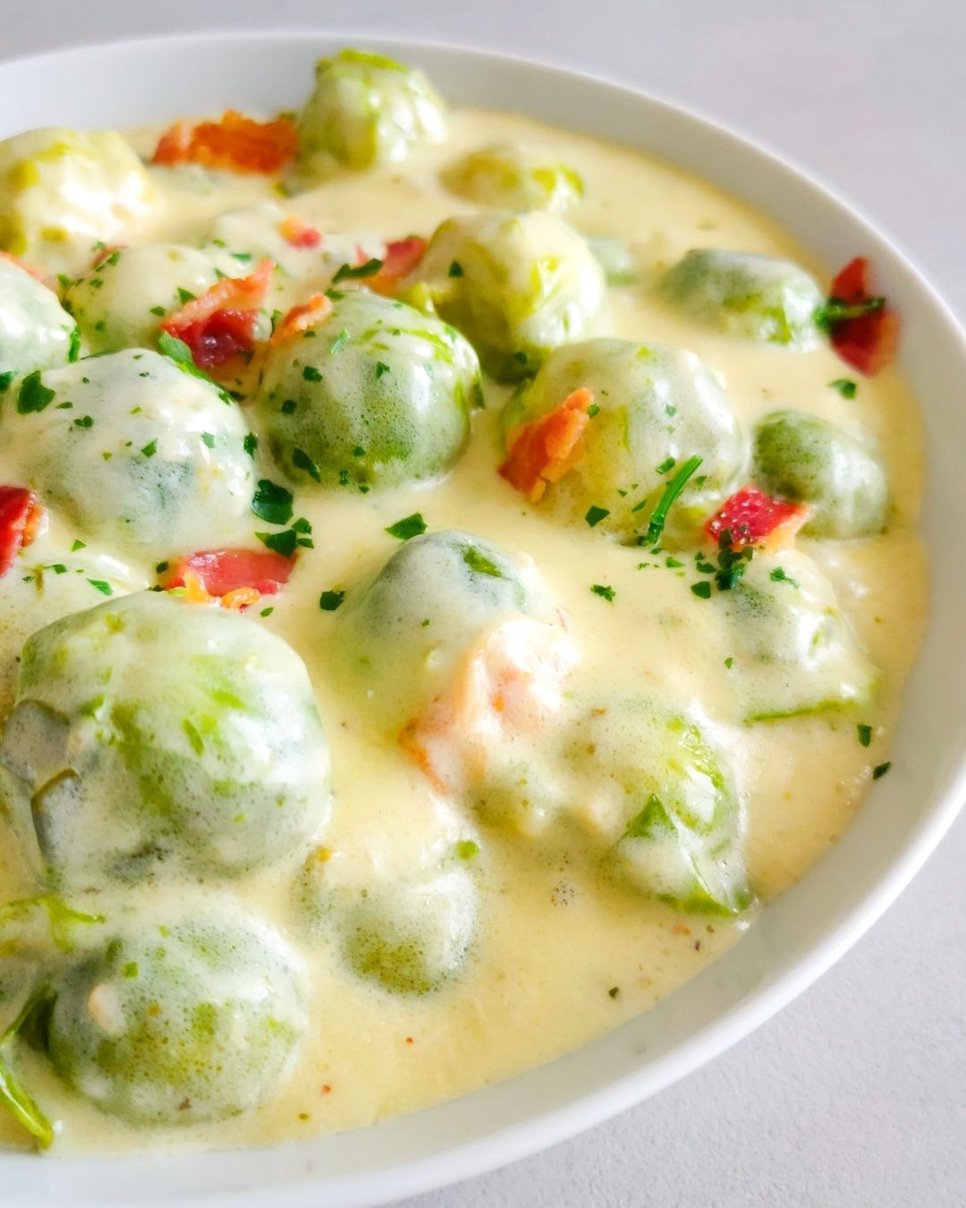 Rosenkohl in cremiger Sahne-Sauce - Thumbnail 2