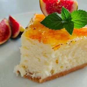 Crème Brûlée Cheesecake