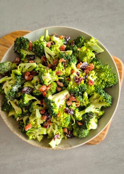 Brokkoli-Salat - Bild 3