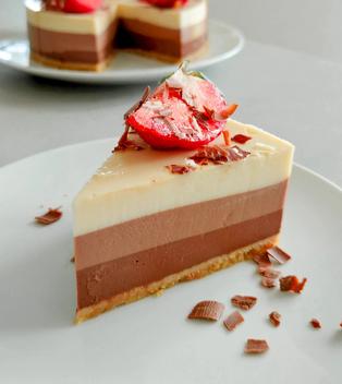 Tarta de Tres Chocolates: Der spanische Schicht-Traum ohne Backen!