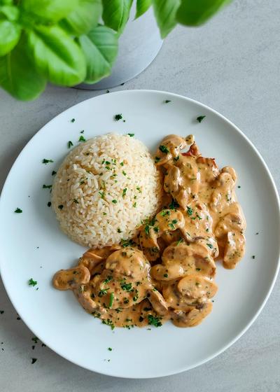 Schweinemedaillons in Champignon-Sahne-Sauce - Hauptbild