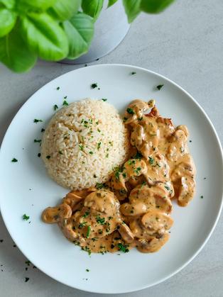 Schweinemedaillons in Champignon-Sahne-Sauce