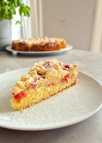 Rhabarber-Joghurt-Streuselkuchen - Bild 4