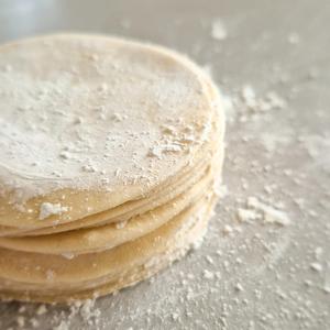 Selbstgemachter Teig für Dumplings