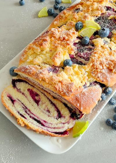 Heidelbeer-Zitronen-Babka mit Streuseln - Hauptbild