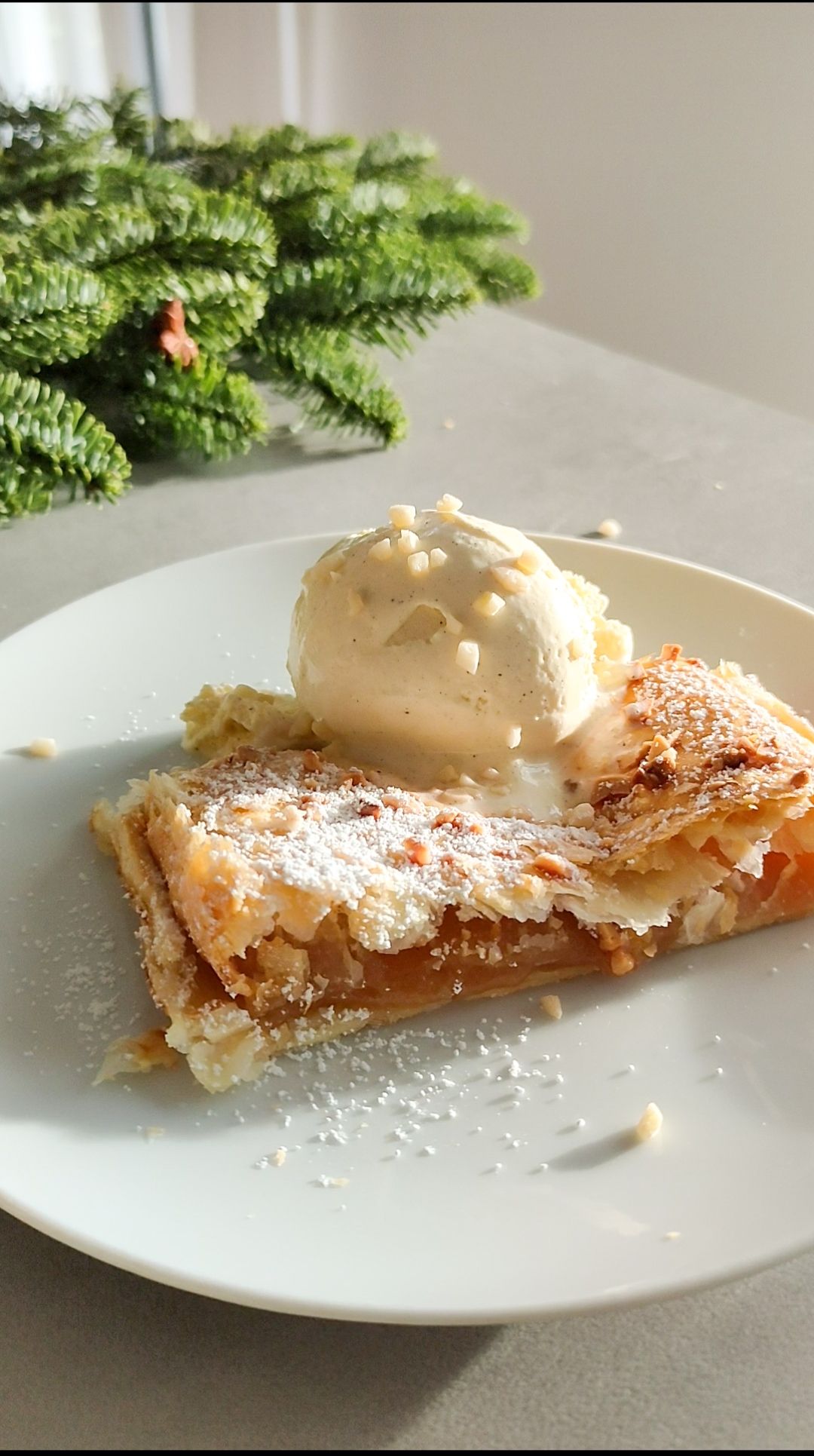 Schneller Bratapfelstrudel